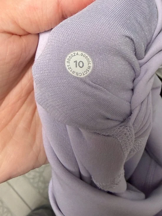 LULULEMON ALIGN HIGH RISE 25” - Picture 4 of 4